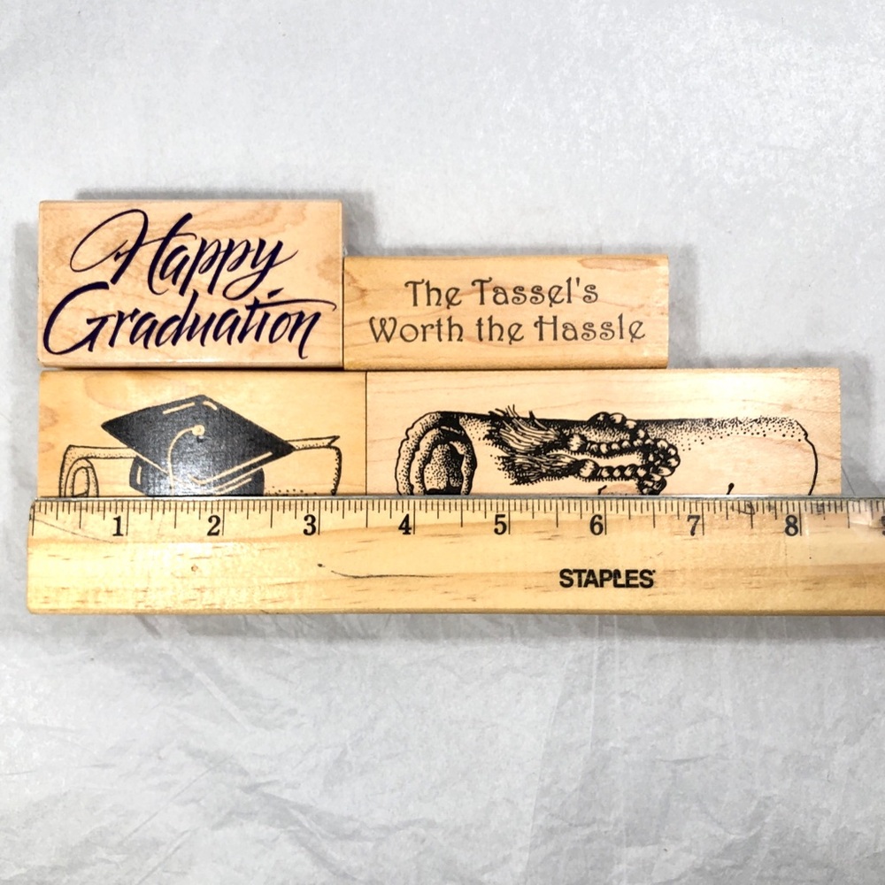 4 GRADUATION THEME RUBBER STAMPS - Picture 4 of 6